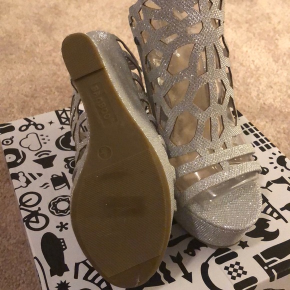 Wedges - Picture 4 of 7